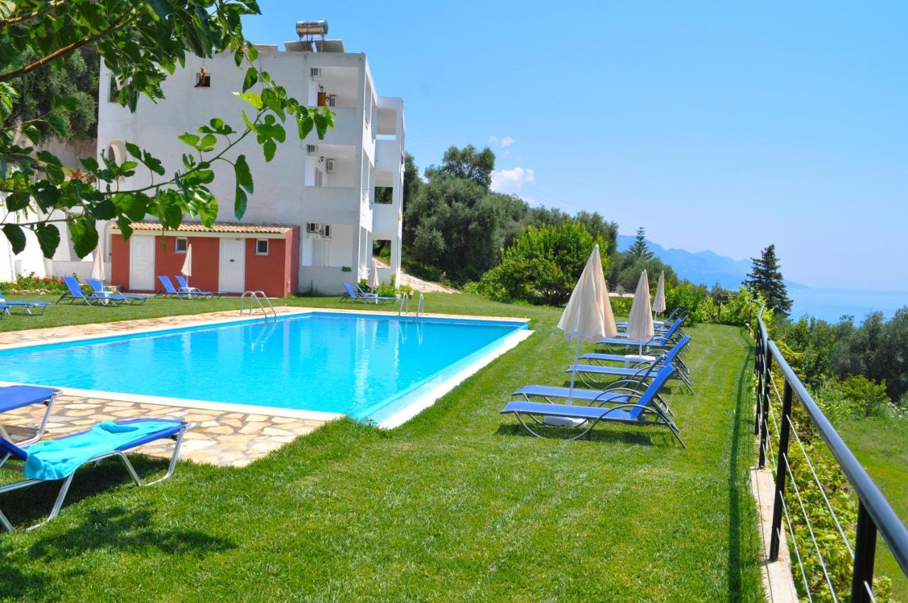Luxury Loft Apartment With Pool - Pelekas Beach, Corfu Bagian luar foto
