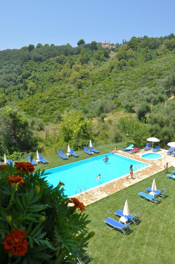 Luxury Loft Apartment With Pool - Pelekas Beach, Corfu Bagian luar foto