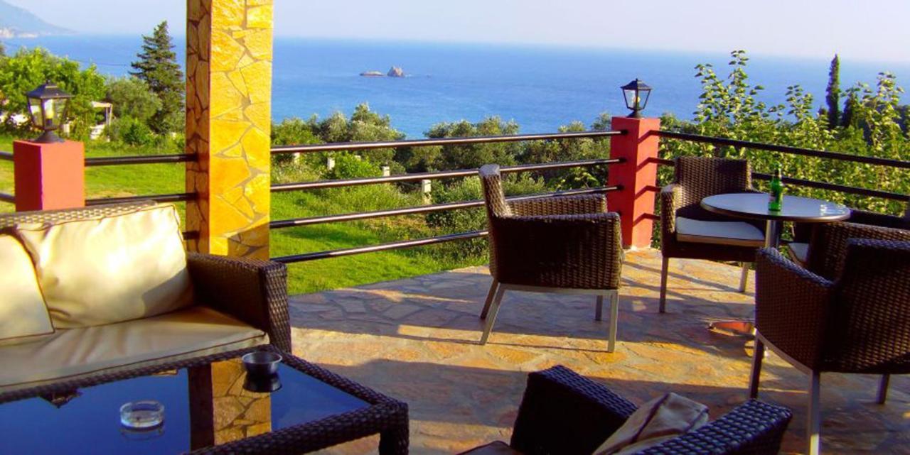 Luxury Loft Apartment With Pool - Pelekas Beach, Corfu Bagian luar foto